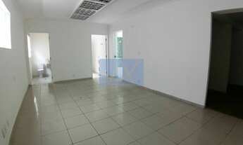 Imagem 2: Loja/casa comercial grande no Itaim Bibi com 7 salas e 6 vagas, na Rua João Cachoeira