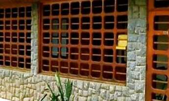 Imagem 5: Casa grande, quitinete e um ponto comercial a 30 metros da Praia central de Anchieta