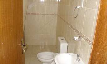 Imagem 6: Regularizar e vender sobrados no santa candida tres quartos sendo um suíte