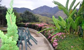 Imagem 4: Chácara em Miguel Pereira - Área de 4.000 m2 - Vista Deslumbrante para as Montanhas!