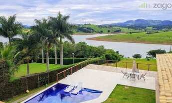 Imagem: Sítio / Chácara para Venda em Piracaia