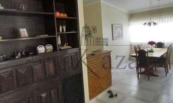 Imagem 4: Casa Térrea em Lote Inteiro com Edícula e Churrasqueira 250 metros Jardim Paulista - Aceit