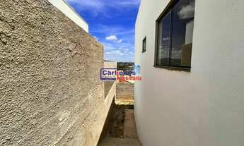 Imagem 7: Acabamento lindo e com porão, bem localizada em São Joaquim de Bicas!