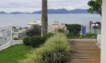 Imagem 2: Casa no Estreito com vista para o mar