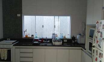 Imagem 4: Sobrado com 4 dormitórios à venda, 210 m² por R$ 750.000,00 - Condomínio Jardim Oásis - Ta