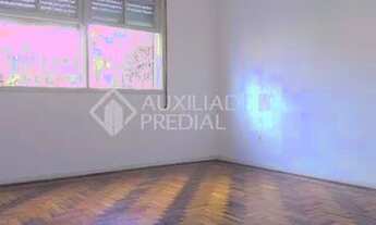 Imagem 6: PORTO ALEGRE - Casa Padrão - Partenon