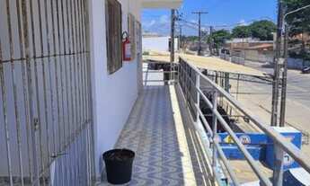 Imagem 5: Galeria com 04 lojas e 02 apartamentos em Pau Amarelo