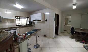 Imagem 5: Casa com piscina - 2 Dormitório em Centro - Araçariguama - SP