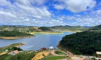 Imagem 7: Chácara beira da represa