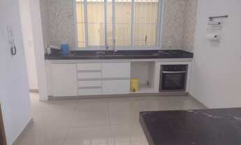 Imagem 7: Semi nova, em bom acabamento