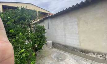 Imagem 4: Terreno com 3 Casas com 3 vagas de carro e moto