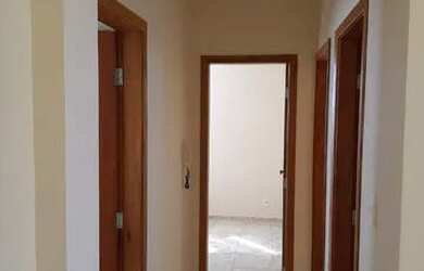 Imagem 3: Apartamento para alugar 2 quartos sendo 1 suite, área de serviço e garagem