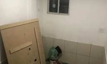 Imagem 4: Aluga-se kitnet Quarto com aluguel por R$480 /mês