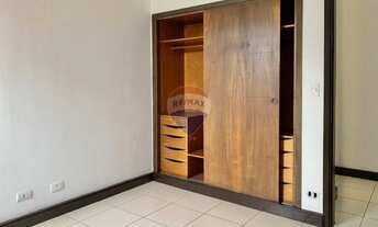 Imagem 7: Apartamento para aluguel possui 114 m² com 3 quartos e 2 banheiros, e 1 vaga. Rua Lisboa