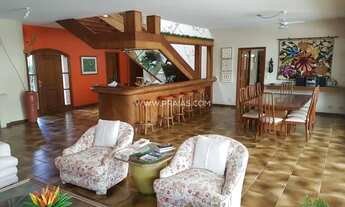 Imagem 6: Casa na Enseada, com piscina, churrasqueira e 5 suítes