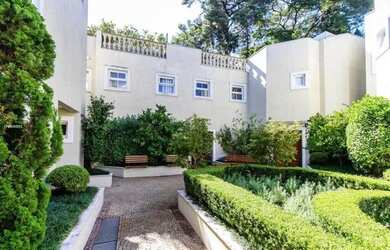 Imagem 2: Casa para Venda em São Paulo, Jardim Petrópolis, 5 dormitórios, 5 suítes, 2 banheiros, 5 v