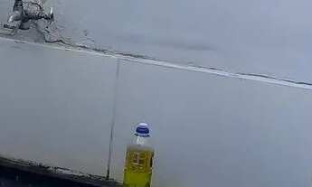 Imagem 2: Casa 3 cômodos e garagem