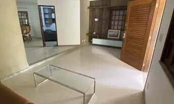 Imagem 4: Oportunidade Casa no Bairro Coroa do Meio // Próximo ao Colégio Espirito Santo