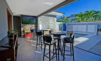 Imagem 7: Casa para aluguel e venda possui 300 metros quadrados com 4 quartos