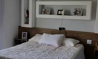 Imagem 2: Apartamento para venda possui 171 metros quadrados com 3 quartos em Jardim Arpoador - São