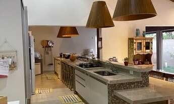 Imagem 3: Casa para venda possui 1000 metros quadrados com 4 quartos