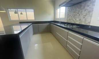 Imagem 7: Casa de condomínio térrea para aluguel com 205 metros quadrados com 3 quartos