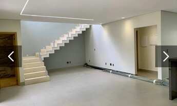 Imagem 6: Excelente sobrado moderno, alto padrão 4Q 215m de área construída QE 54 GUARÁ II