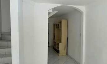 Imagem 5: Sobrado em rua sem saída, próximo a USP, condução e comércio