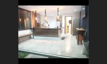 Imagem 4: Casa com piscina em Búzios