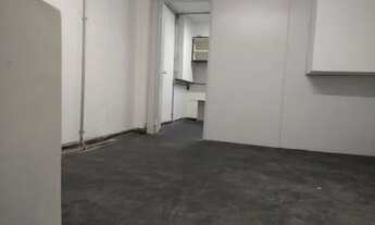 Imagem: Ponto comercial/Loja/Box para aluguel possui