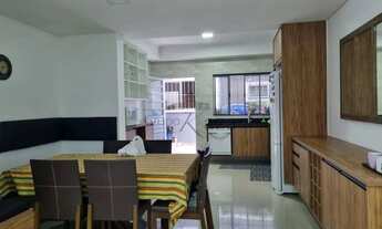 Imagem 3: Oportunidade - Sobrado Geminado - Jardim Portugal - 4 Dormitórios - 190m²