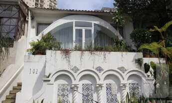 Imagem 2: Casa 110 metros bem distribuídos, próximo à Praça Vilaboim, excelente localização - Higien