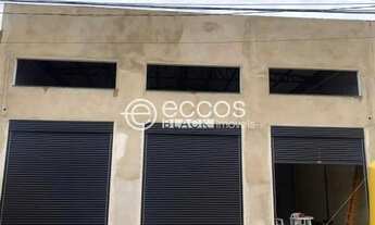 Imagem 2: Galpão para aluguel, 3 vagas, Novo Mundo - Uberlândia/MG