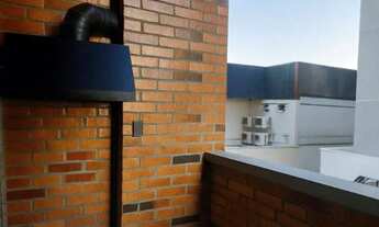 Imagem 4: Loft próximo à PUC-PR - Pé-direito elevado e infraestrutura completa