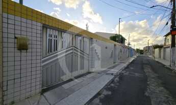 Imagem 3: OPORTUNIDADE ÚNICA NO LUZIA! Casa com Posição Norte e Excelente Localização!