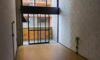 Imagem 3: Loft próximo à PUC-PR - Pé-direito elevado e infraestrutura completa