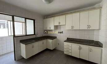 Imagem 4: Amplo 4 Quartos com Suíte, 130m², 2 Vagas Localização Privilegiada por R$ 4.000/mês!