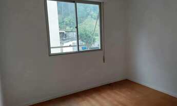 Imagem 6: Apto Valparaíso, amplo, sol, local nobre, Av. Portugal - Petrópolis - RJ