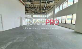 Imagem: Cobertura Corporativo AAA com mezanino