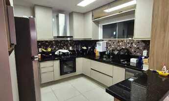 Imagem 6: Linda Casa 3/4 com Suíte - 2 Vagas - Cond. Fechado - Atrás do Hospital Menandro de Farias