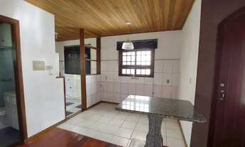 Imagem 3: Casa comercial às margens da RS-040 em Viamão