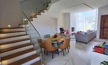 Imagem 3: Casa em condomínio fechado com alto padrão e excelente localização