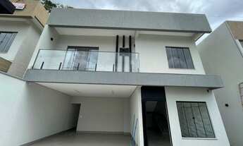 Imagem 2: Casa para venda tem 151 metros quadrados com 3 quartos em Jardim Atlântico - Goiânia - GO