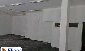 Imagem 3: Prédio comercial na Praça Cardeal Arcoverde