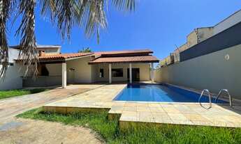 Imagem: Casa para venda em lote lindeiro, quadra