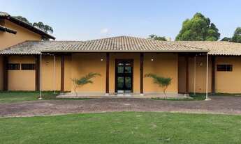 Imagem 7: Maravilhosa Casa em Condomínio - 900m² constituida no Terreno de 2.600m² - 04 Suites - Ref