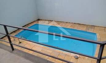 Imagem 4: Casa com 335,4m² à Venda em Quitaúna com pomar, 6 vagas de garagem e suíte