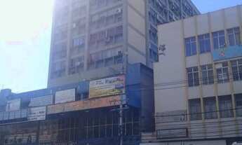 Imagem: Sala Comercial Ampla - EM FRENTE AO MERCADÃO