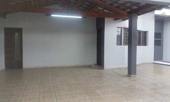 Imagem 2: Casa para venda com 175 metros quadrados com 2 quartos em Parque São Luís - Taubaté - SP