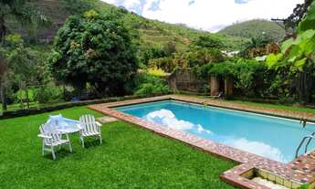 Imagem: Sítio com casarão no centro de Itaipava(Comercial